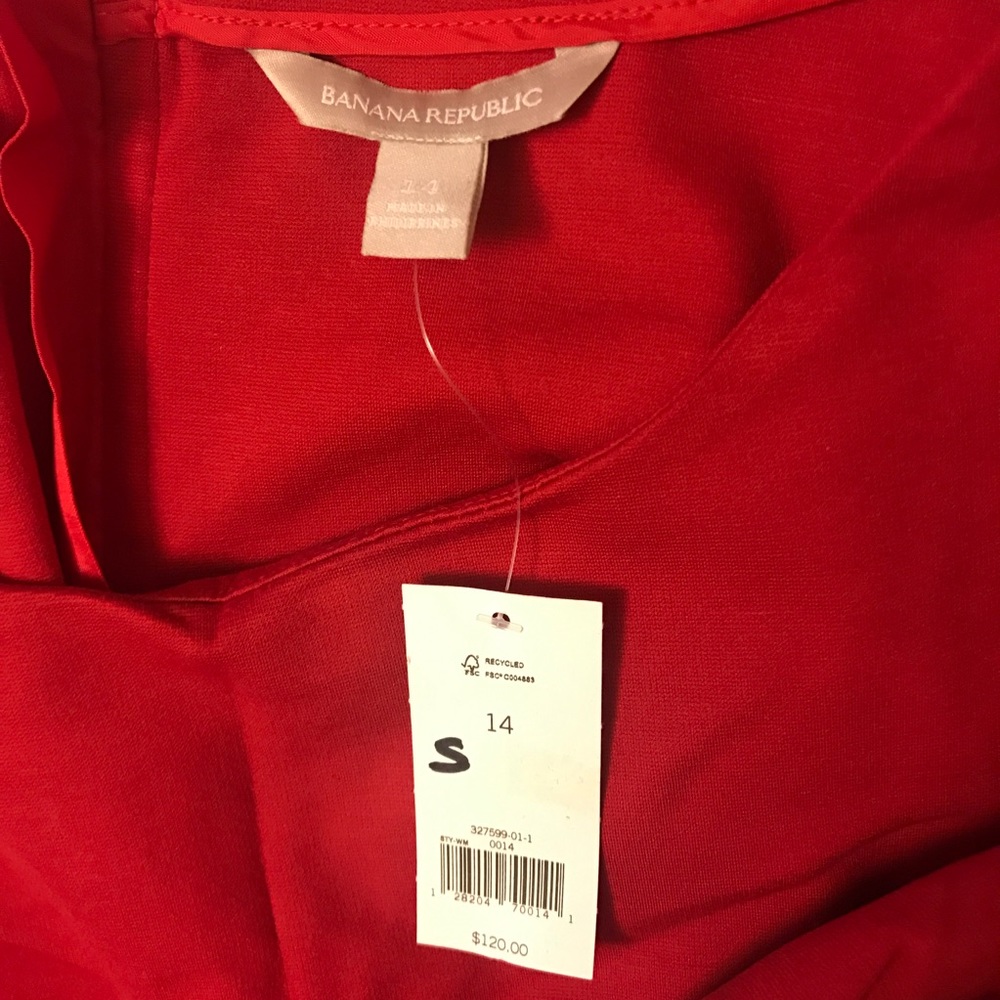 ❌SOLD❌ Red Ponte Sheath Dress Banana Republic NWT - Picture 5 of 8